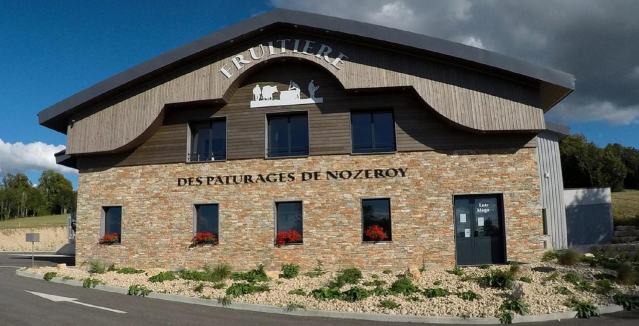Hotel Les Remparts Nozeroy Luaran gambar
