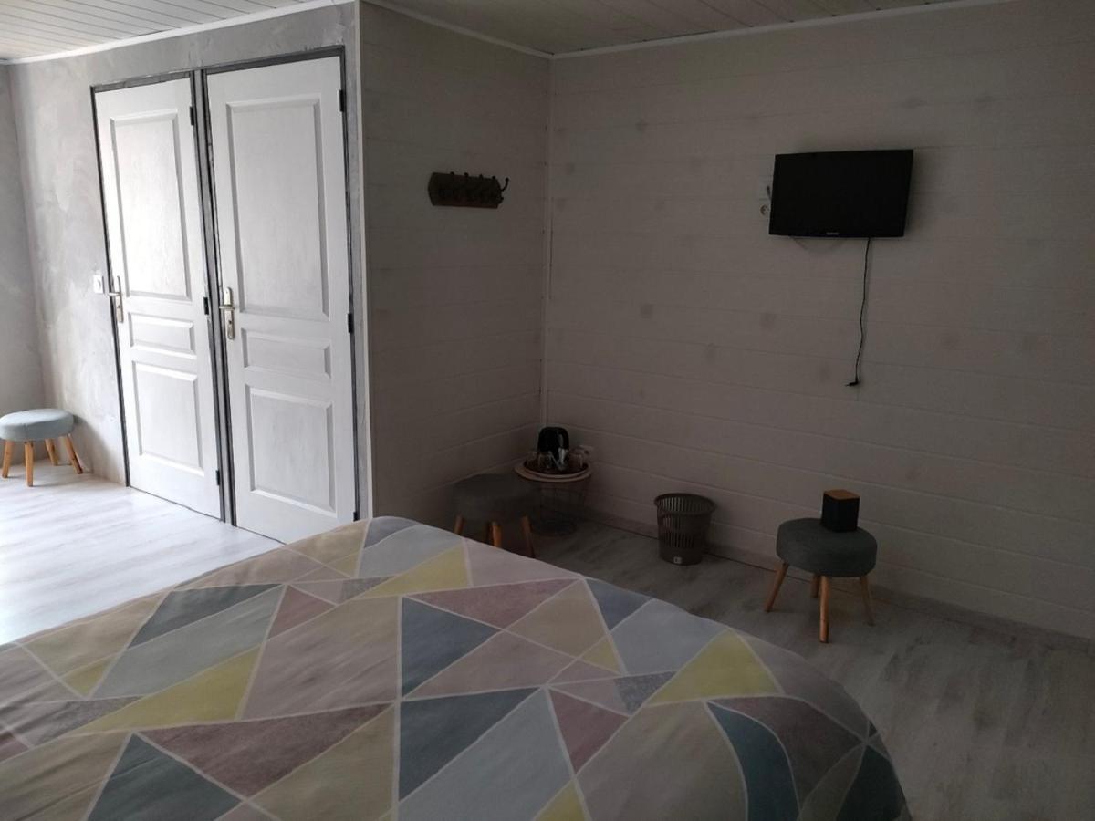 Hotel Les Remparts Nozeroy Luaran gambar
